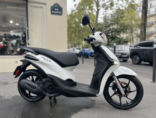 PIAGGIO LIBERTY S 125 Iget BLANC - 1ER MAIN