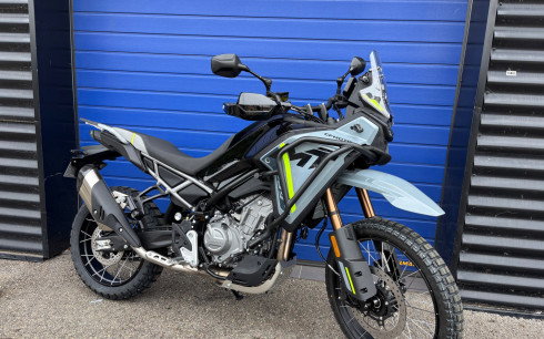 CF MOTO MT 450 GRISE 