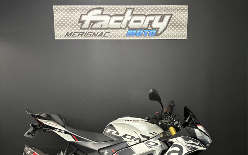 APRILIA TUONO 1100 V4