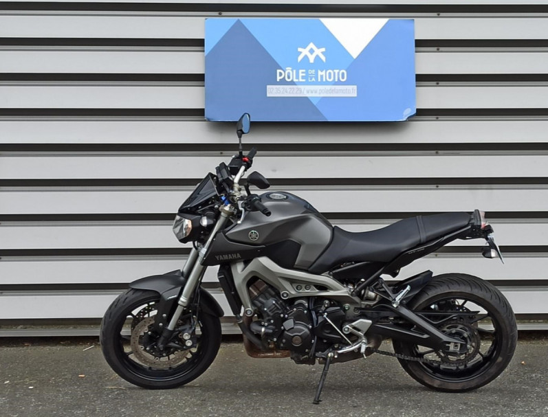 YAMAHA MT-09 ABS