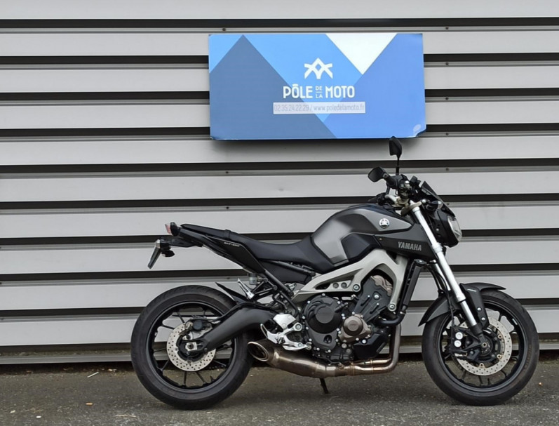 YAMAHA MT-09 ABS