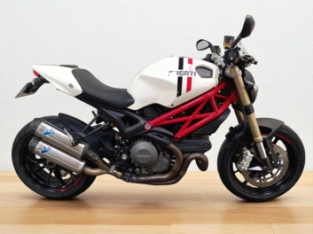 DUCATI 1100 MONSTER EVO