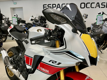 YAMAHA YZF 1000 R1 60TH