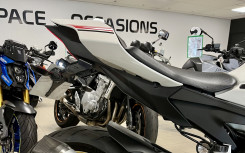 YAMAHA YZF 1000 R1 60TH