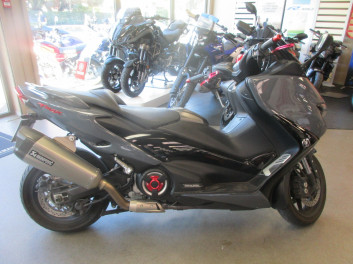 YAMAHA T-MAX 560 TECH MAX