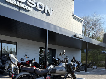 ROYAL ENFIELD CLASSIC 350 BLACK FINISH 