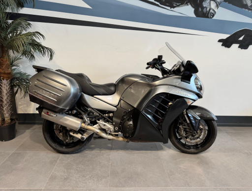 KAWASAKI GTR 1400