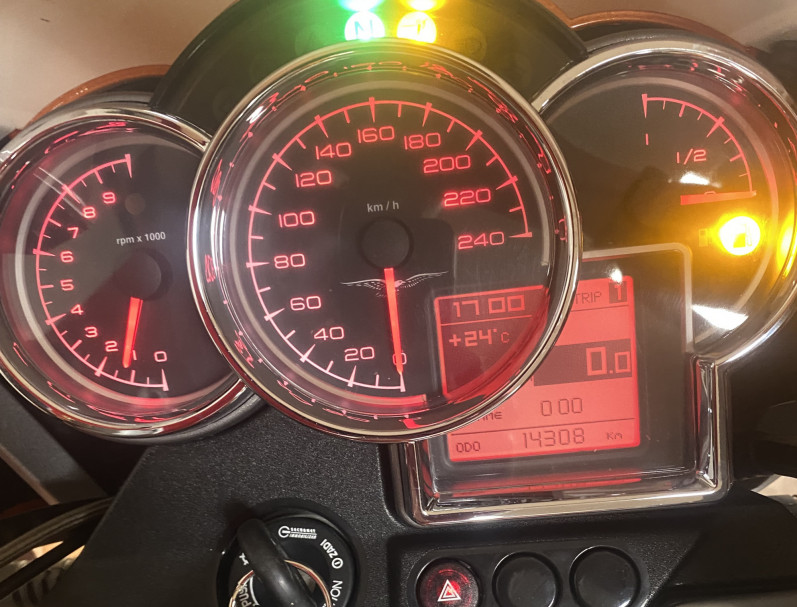 MOTO GUZZI BREVA V 1100