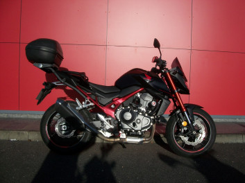 HONDA CB 750 HORNET