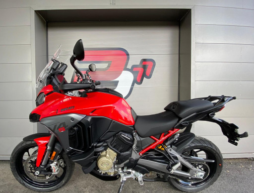 DUCATI MULTISTRADA V4S TRAVEL & RADAR