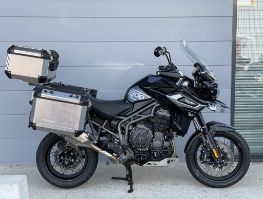 TRIUMPH TIGER 1200 XCA DESERT EDITION