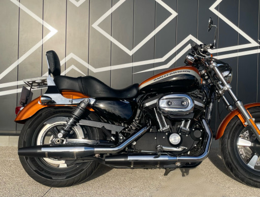 HARLEY-DAVIDSON SPORTSTER CUSTOM 1200