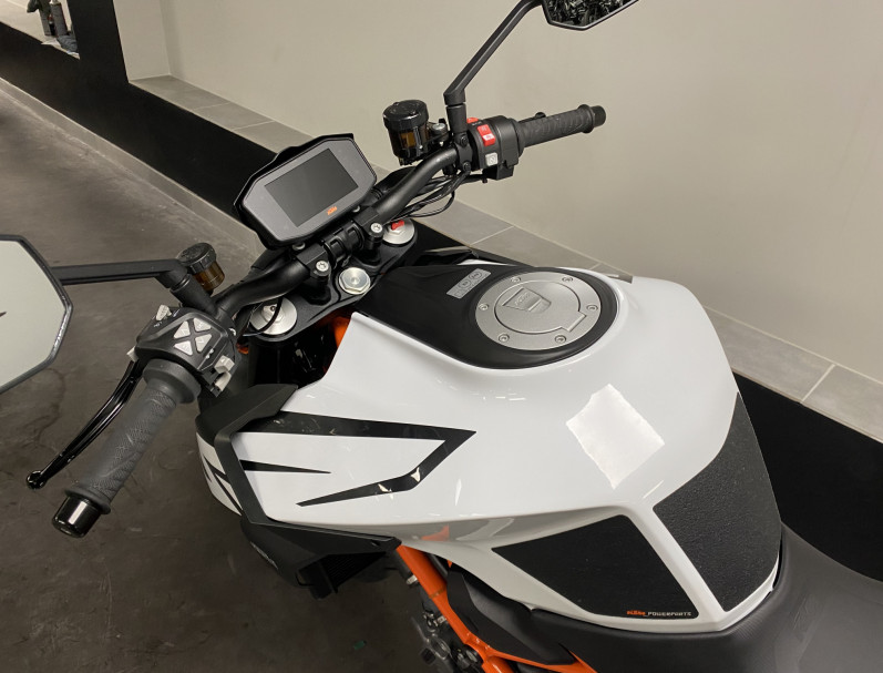 KTM 1290 SUPER DUKE R garantie 12 mois 