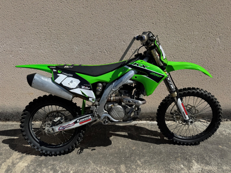 KAWASAKI KXF 250