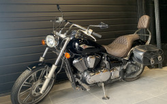 KAWASAKI VN 900 CUSTOM