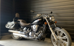 KAWASAKI VN 900 CUSTOM