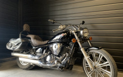 KAWASAKI VN 900 CUSTOM