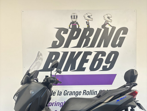 YAMAHA XMAX 125