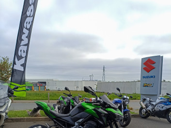 KAWASAKI Z 900