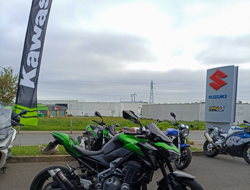 KAWASAKI Z 900