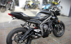 TRIUMPH STREET TRIPLE 765 R ABS