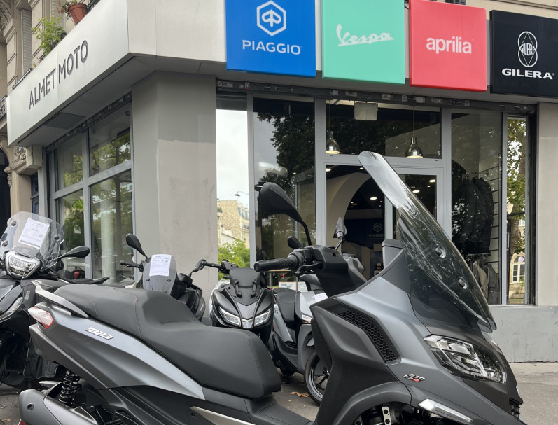 PIAGGIO MP3 530 HPE EXCLUSIVE