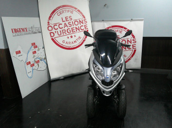 PIAGGIO MP3 300 HPE 2022  6900KM