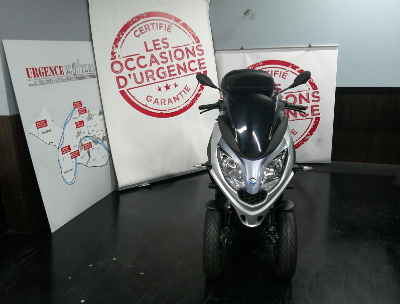 PIAGGIO MP3 300 HPE 2022  6900KM