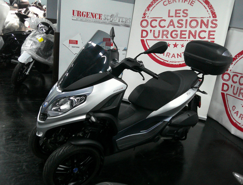 PIAGGIO MP3 300 HPE 2022  6900KM