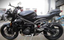TRIUMPH STREET TRIPLE 765 R ABS