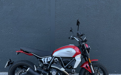 DUCATI SCRAMBLER ICON