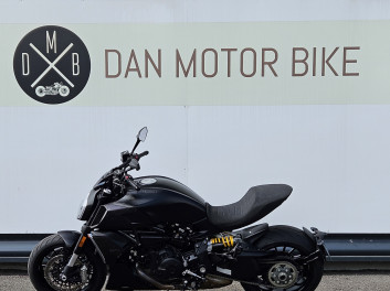DUCATI DIAVEL DARK
