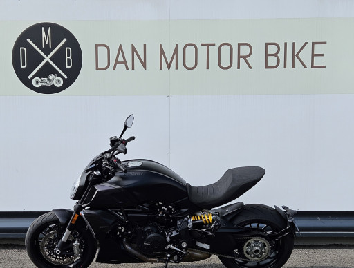 DUCATI DIAVEL DARK