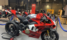 DUCATI PANIGALE V4 R