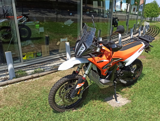 KTM 890 ADVENTURE R RALLY