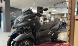 YAMAHA TRICITY 300