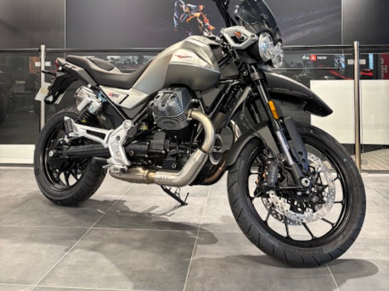 MOTO GUZZI V85 STRADA