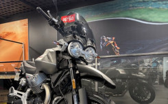 MOTO GUZZI V85 STRADA