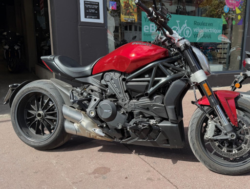 DUCATI XDIAVEL 1260 1ER MAIN