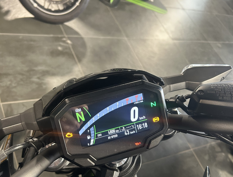 KAWASAKI Z 650 (47.5CV)