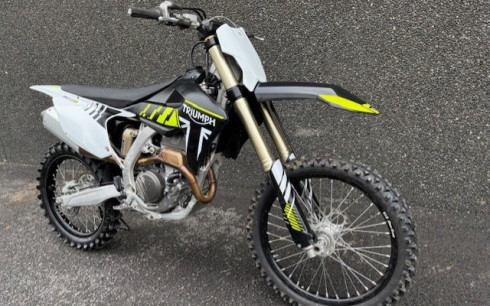 TRIUMPH TF 250-X