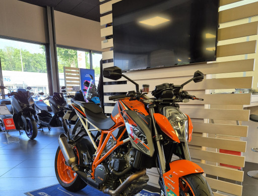 KTM 1290 SUPER DUKE R