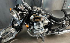 ROYAL ENFIELD CLASSIC 650