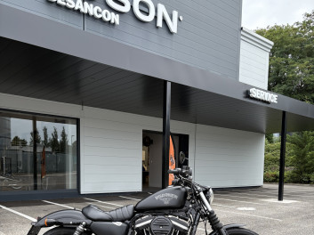 HARLEY-DAVIDSON SPORTSTER IRON 883 ABS