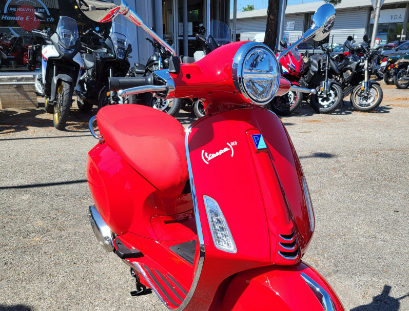 VESPA PRIMAVERA 125 red euro 5