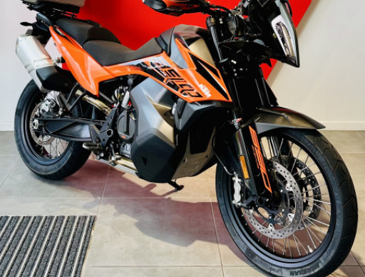 KTM 890 ADVENTURE