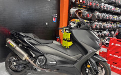 YAMAHA T-MAX 560