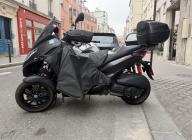 PIAGGIO MP3 300 HPE SPORT ABS/ASR GARANTIE 6 MOIS BON ETAT NOIR MAT CRIT