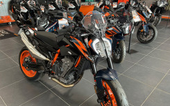 KTM 890 DUKE R