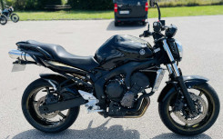 YAMAHA FZ 600